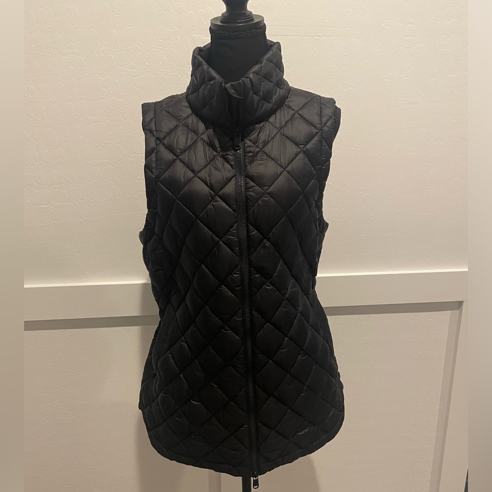 Athleta quilted vest